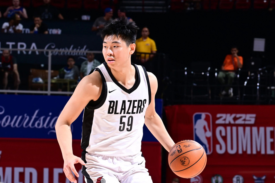 国内媒体人:健康的崔永熙+焦泊乔+胡明轩+徐杰+萨林杰,非常有希望冲击总冠军